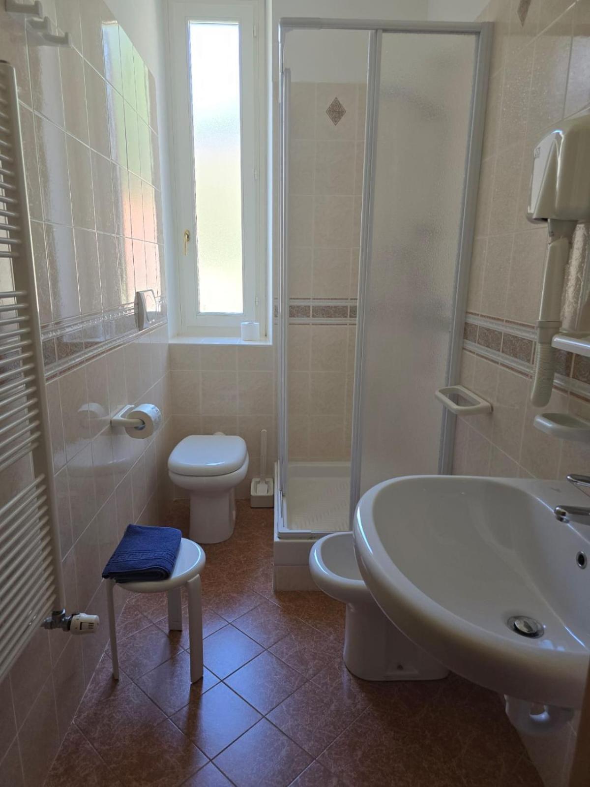Albergo Minetto Martina Olba Exteriör bild