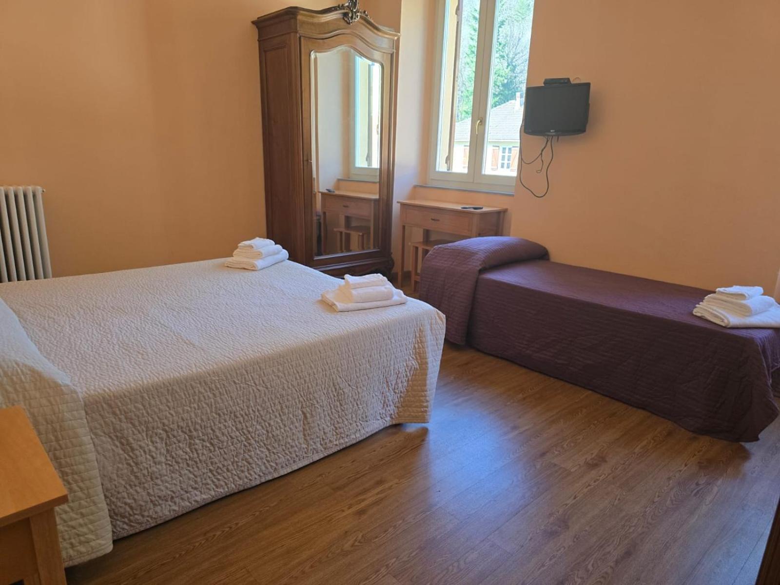 Albergo Minetto Martina Olba Exteriör bild
